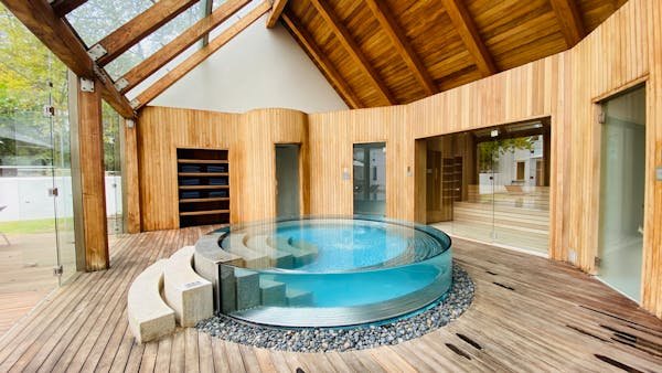 Découvrez votre refuge : chambre avec jacuzzi privatif